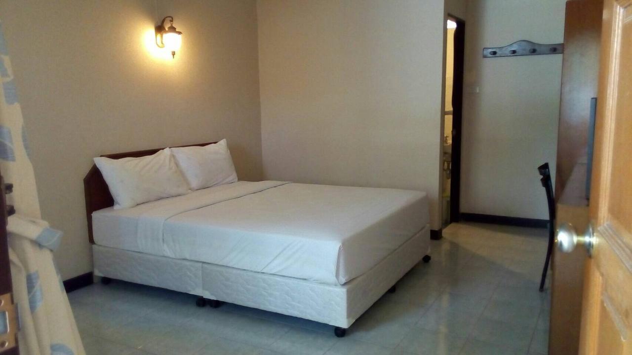 Jomtien Cozy Inn Паттая Екстер'єр фото